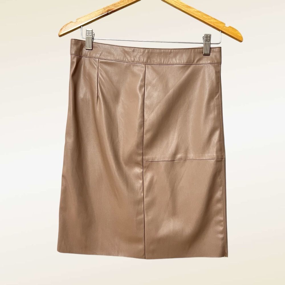 Vero Moda Brown Faux Leather Pencil Skirt NWT Size Medium Raw Hem Pleats